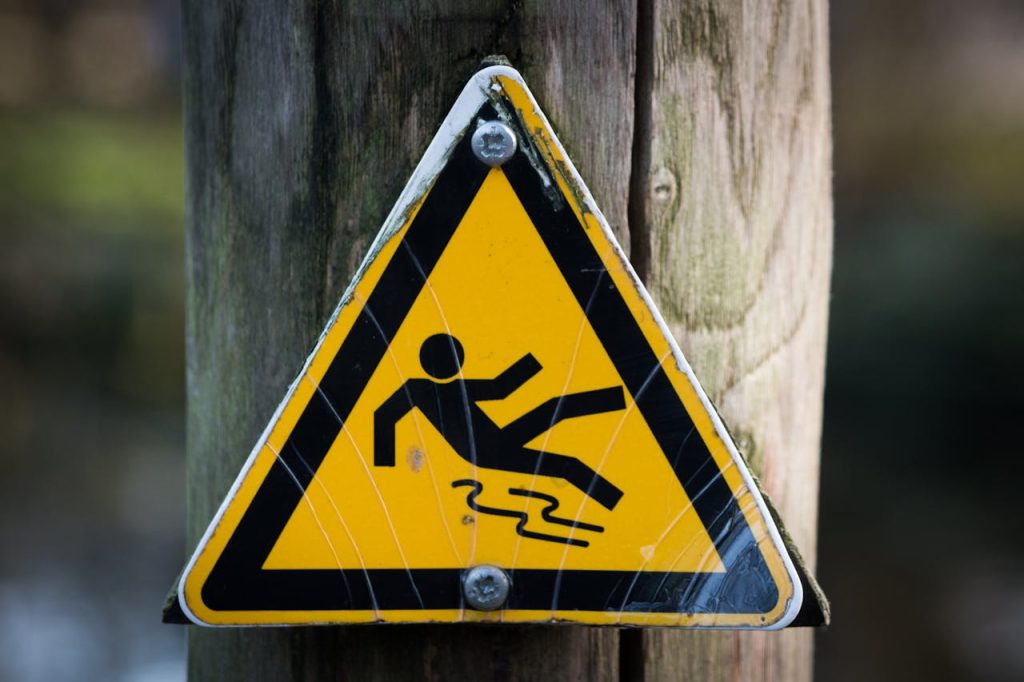 Don't fall, Be Careful