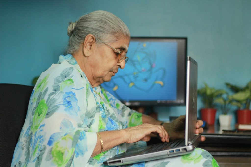 Elders & Technology: Know Why The Elderly Need To Embrace It 